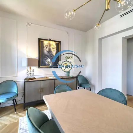 Large 4bd, 8 Guests & Апартаменты Париж